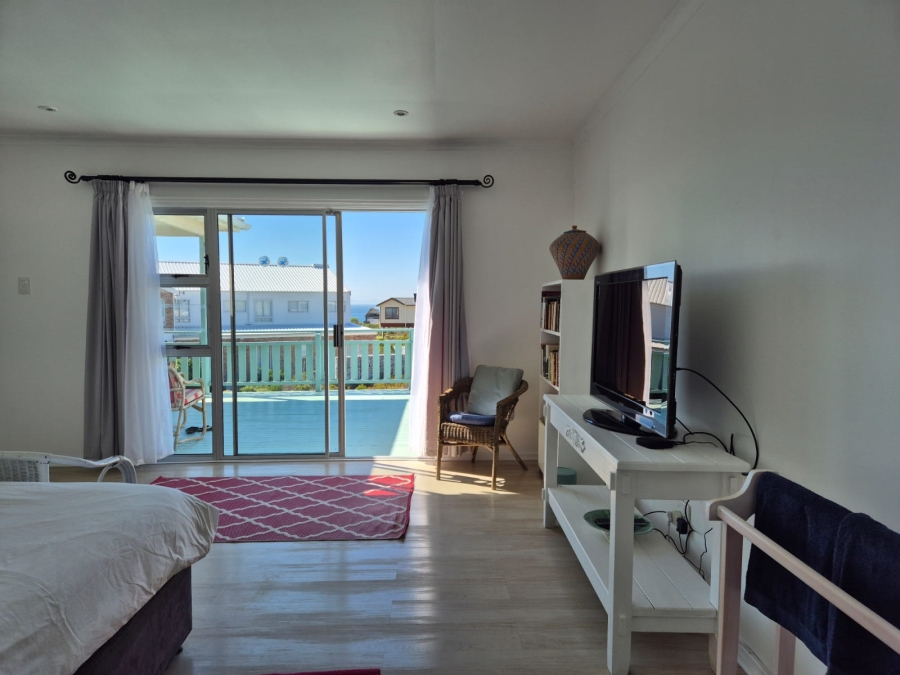 To Let 2 Bedroom Property for Rent in Pringle Bay Western Cape